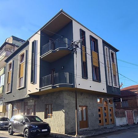 Velar Hotel Boutique Korce Exterior photo