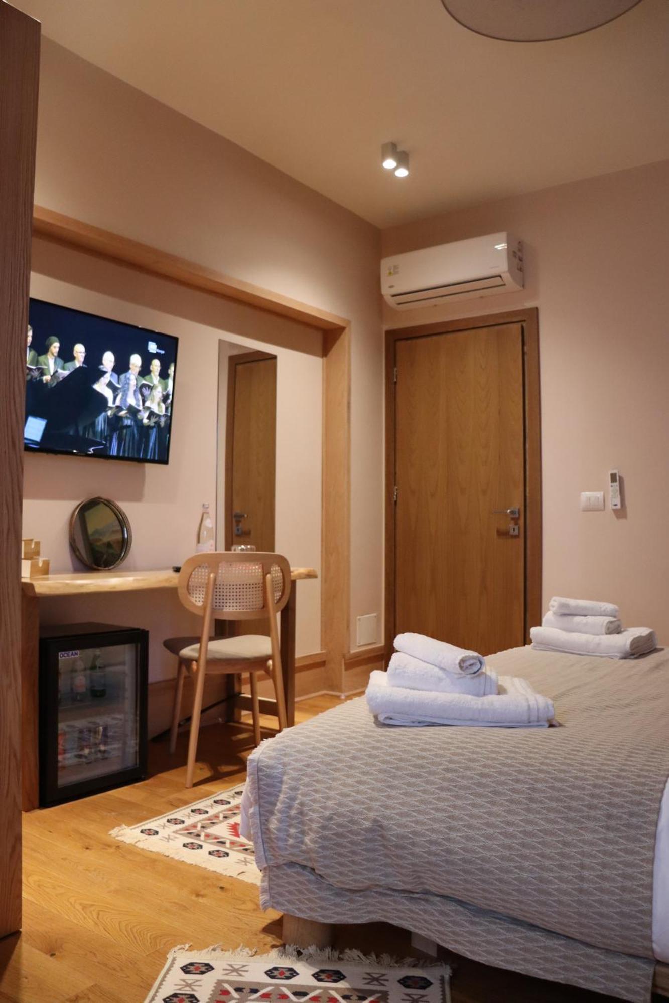 Velar Hotel Boutique Korce Room photo
